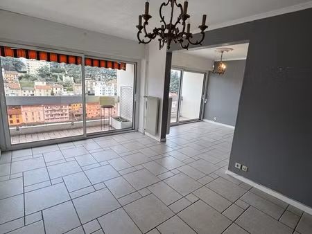 appartement 4 pièces 77 m²