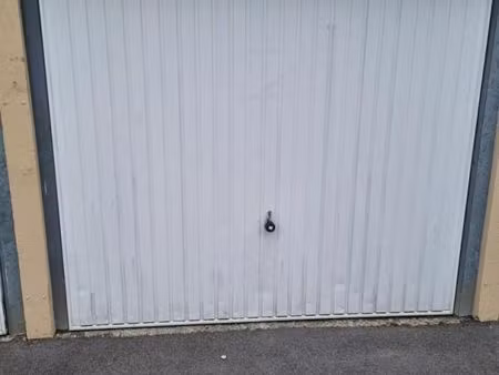 garage/box 11 m² yvetot
