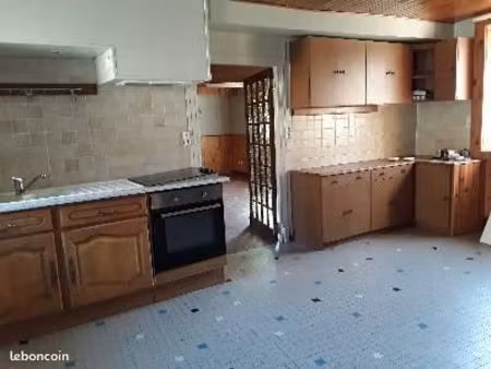 maison 6 pièces 151 m²