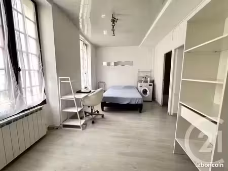 studio 1 pièce 18 m²