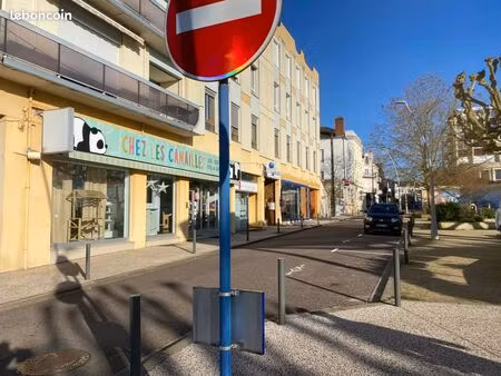 boutique 107 m² montceau-les-mines