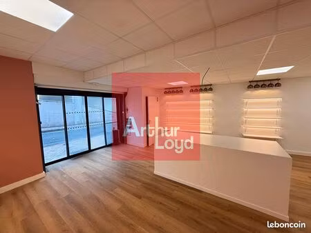 local commercial 90 m² agen