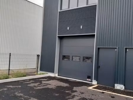 ​cellule de stockage premium 71 m² - proximité immédiate zone commerciale vendenheim lampe