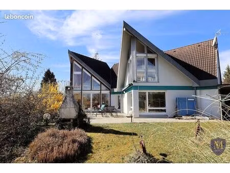 maison 7 pièces 166 m²