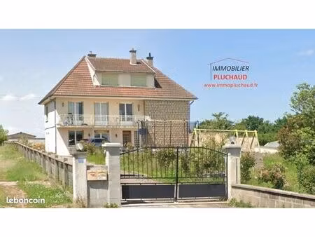 maison 8 pièces 200 m²