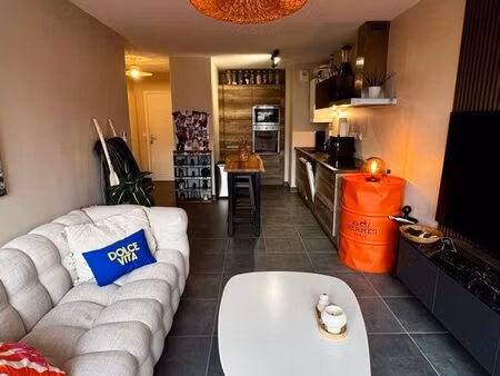 t2 avec terrasse et garage