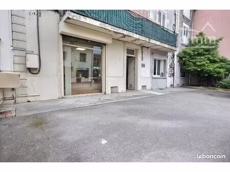 local commercial 30 m² villard-bonnot