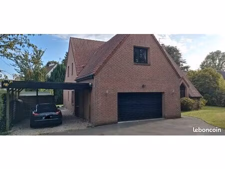 maison individuelle   6 chambres