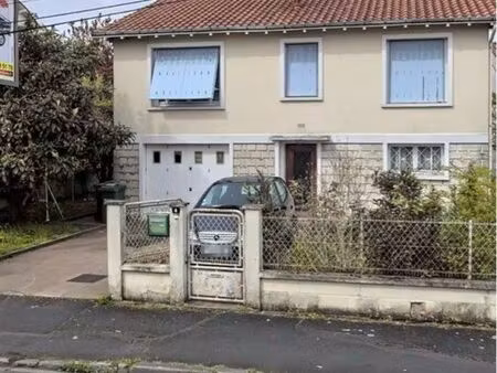 maison avec petit jardin
