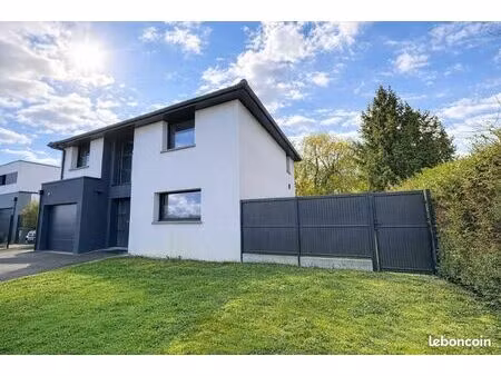 maison 4 pièces 140 m²