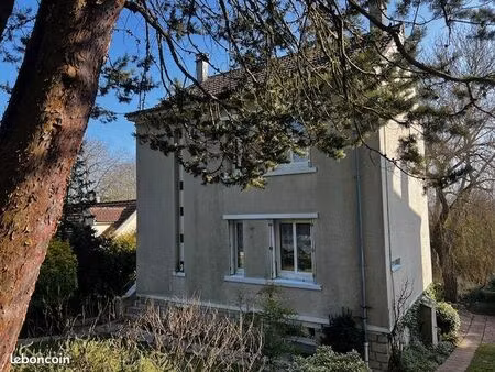 maison 5 pièces 85 m²