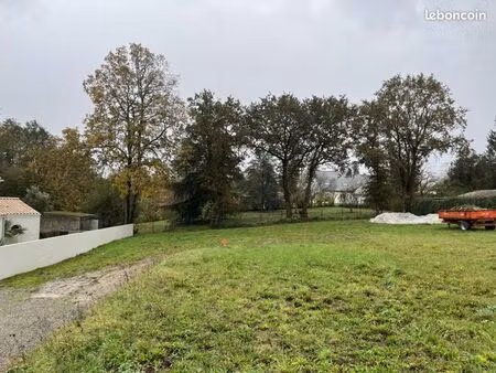 terrain 623 m² thouare sur loire
