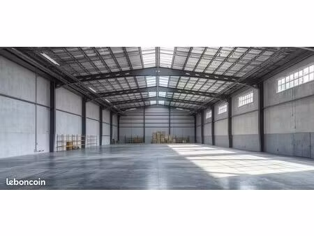 entrepôt/local d'activité 600 m² - lons (zac)