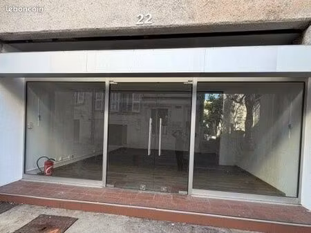 local commercial 38 m²