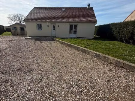 maison 95m2 rénovée (dpe c) - terrain 850m2 - réalcamp