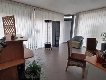 ensemble immobilier bureau profession liberale/artisan