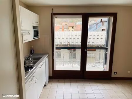 studio avec balcon moûtiers centre