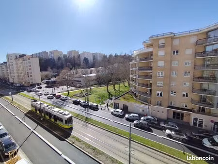 appartement 3 pièces 67 m²