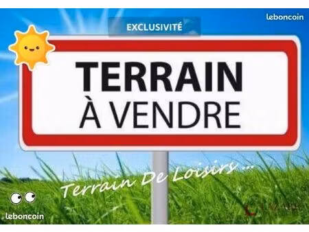 terrain 3700 m² cour cheverny