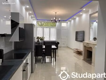 chambre 1 pièce 16 m²