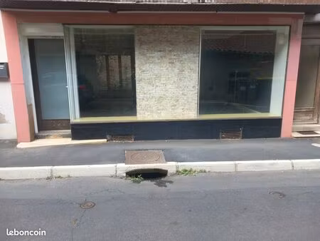 local commercial ou administratif 50 m2