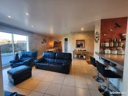 maison récente de plein pied