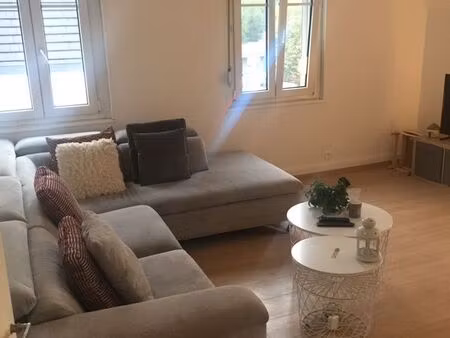 particulier loue appartement cernay centre 93 m2