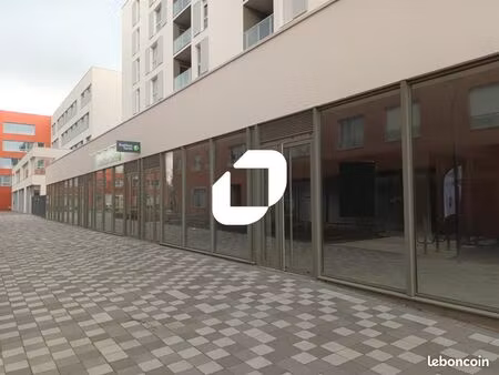 local commercial 722 m²