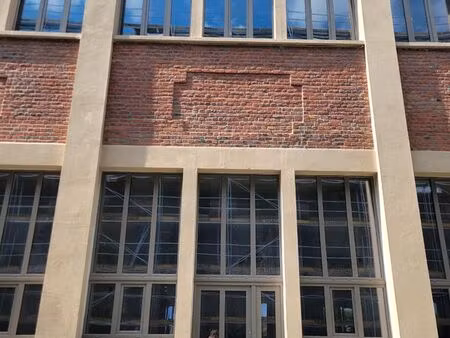 local commercial 92 m² – 7 m hsp – potentiel 124 m² – roubaix