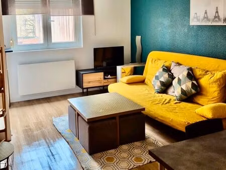 europole – studio meublé cosy – calme et sécurisé – 555 cc