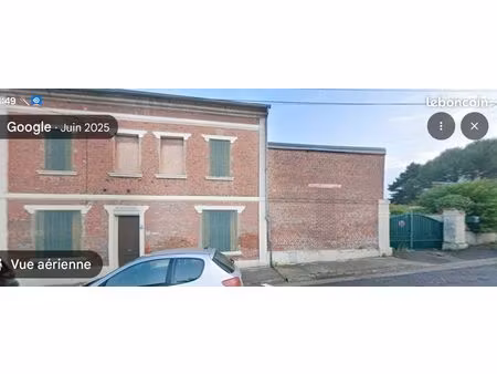 maison de 80 m2 sur une parcelle de 560 m2