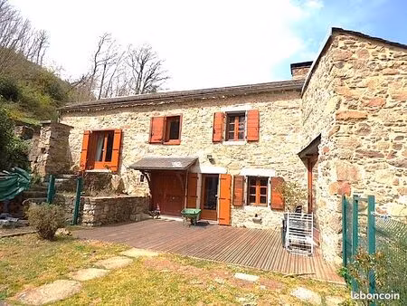 maison de campagne sur terrain de 5955m²