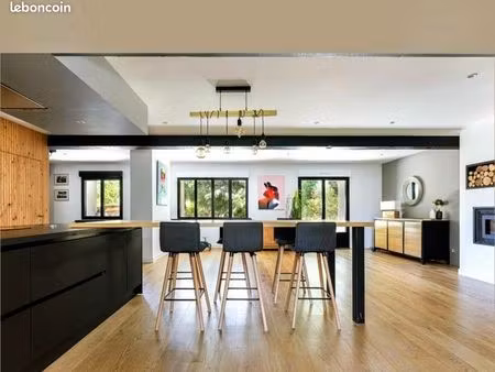 corps de ferme entièrement rénové