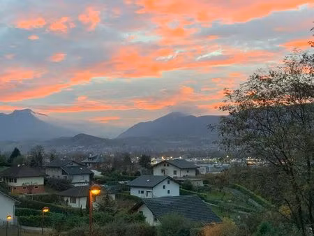 maison individuelle sur 742m2 de terrain piscinable