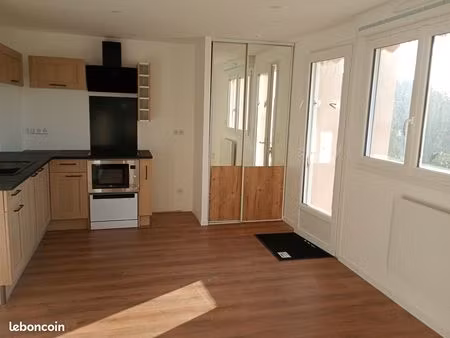 loue t2 32m²