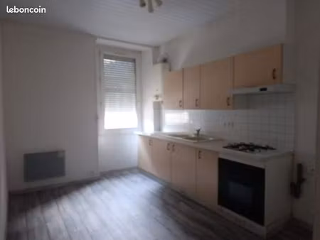 ◊ a saisir t2 entièrement rénové