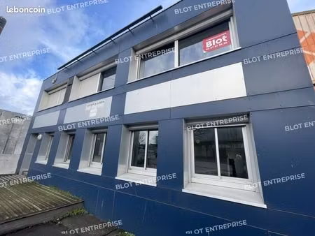bureaux 240 m²