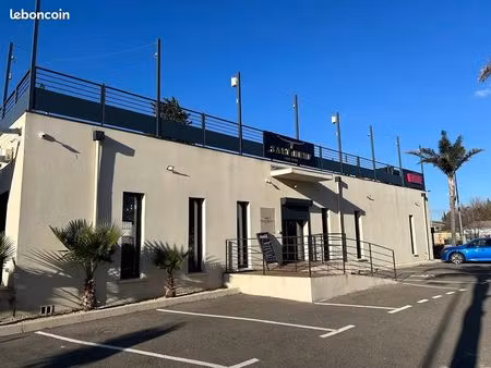 fonds de commerce restaurant rooftop piscine