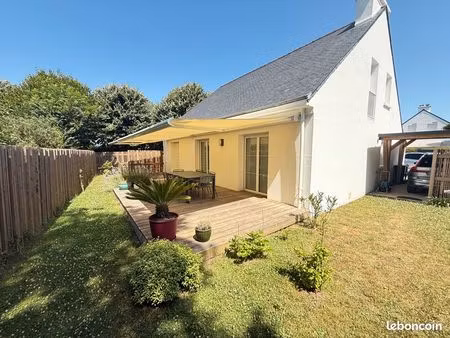 maison 4 chambres  dans quartier prisé