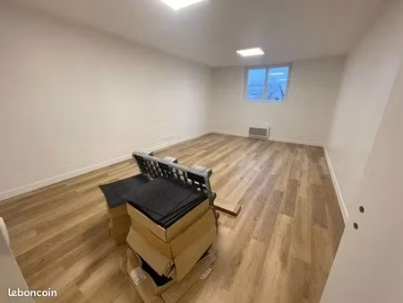 location bureau individuel coworking de 26 m² zin mans