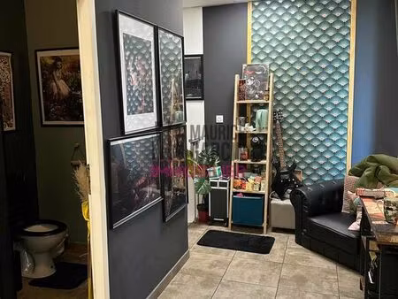 local commercial 70 m² carpentras