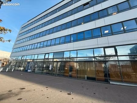 local commercial 533 m² le havre