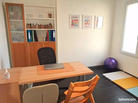 bureau dans cabinet paramédical (doctolib inclus)