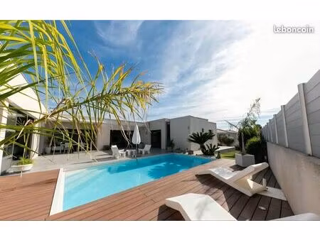 maison 5 pièces 200m2