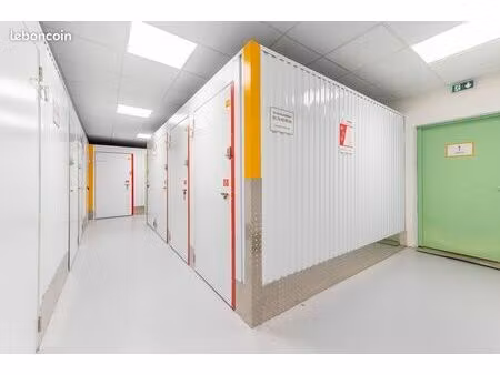 garage/box 3 m² chelles