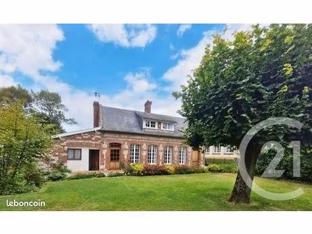 propriété 4 pièces 113 m²