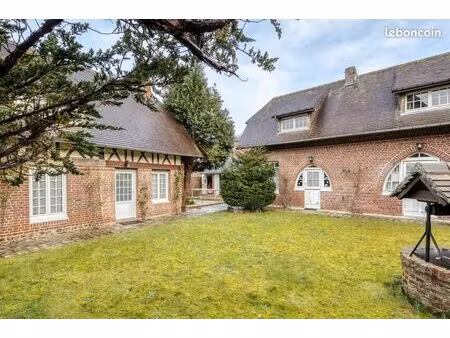 maison 5 pièces 200 m²