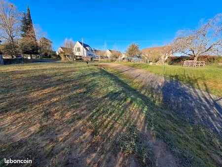 terrain 1 001 m² – fay