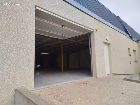 entrepôt 168 m² les abrets en dauphiné