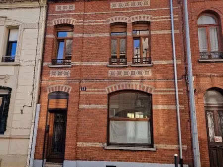 maison 6 pièces 130 m²